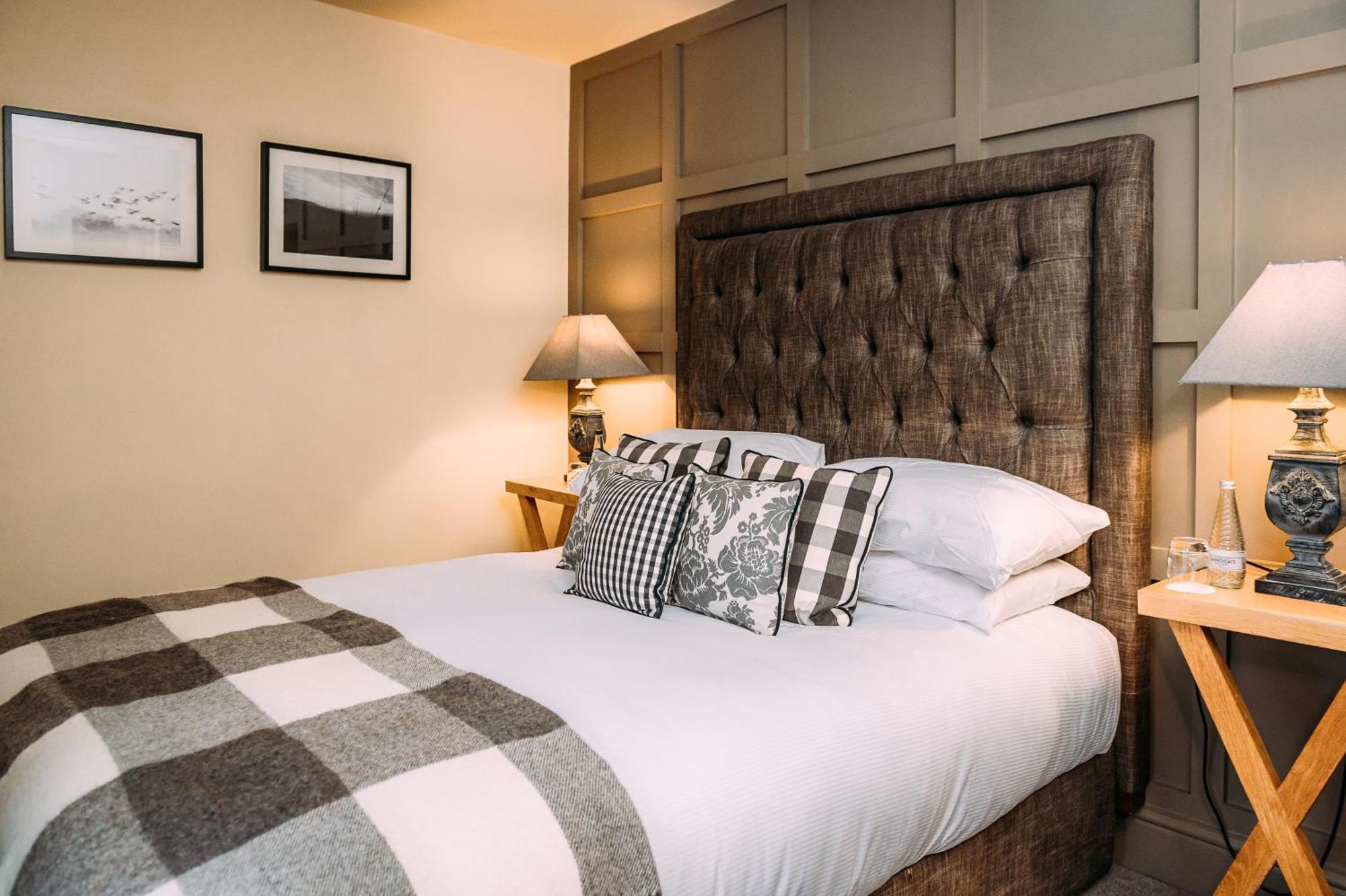 The Assheton Arms 호텔 클리데로 외부 사진
