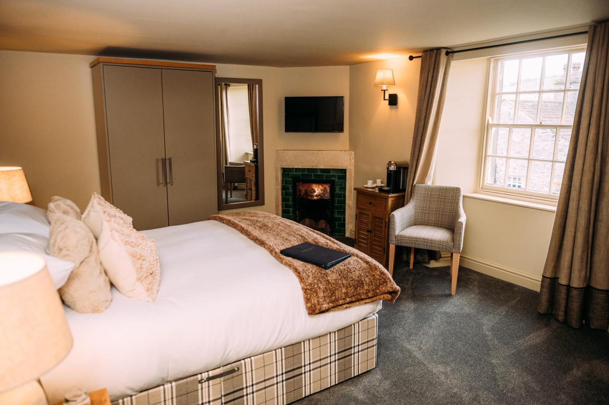 The Assheton Arms 호텔 클리데로 외부 사진