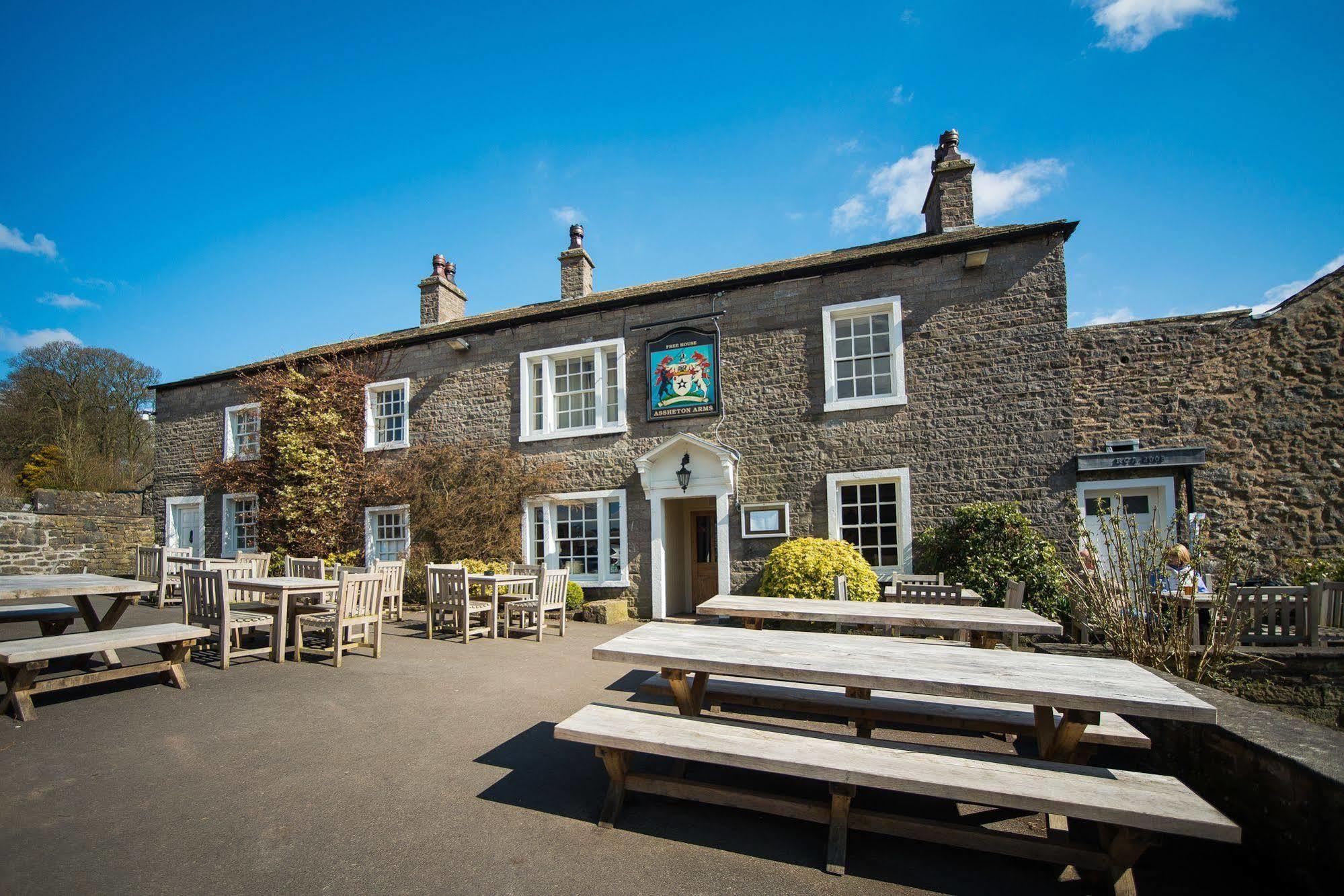 The Assheton Arms 호텔 클리데로 외부 사진